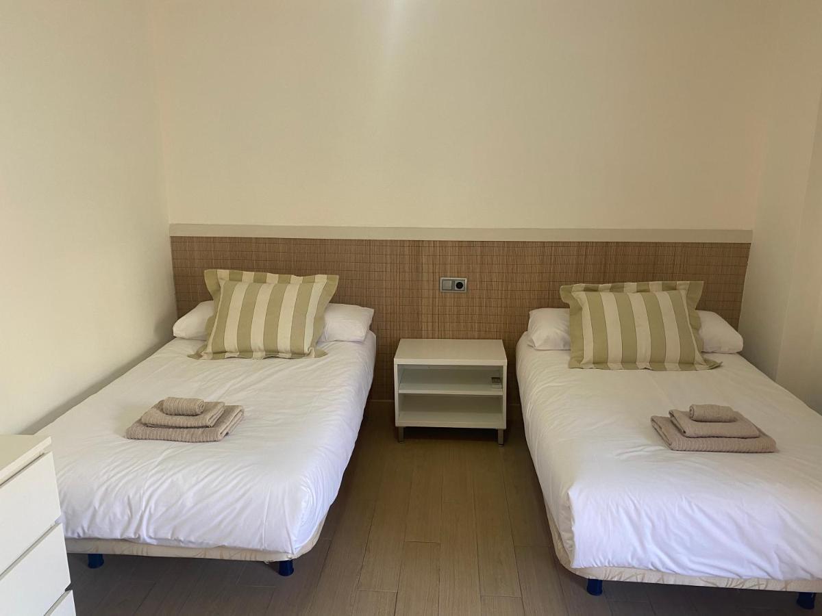 Albamar Frontline Beach Apartment 3 Bedrooms Fuengirola Dış mekan fotoğraf